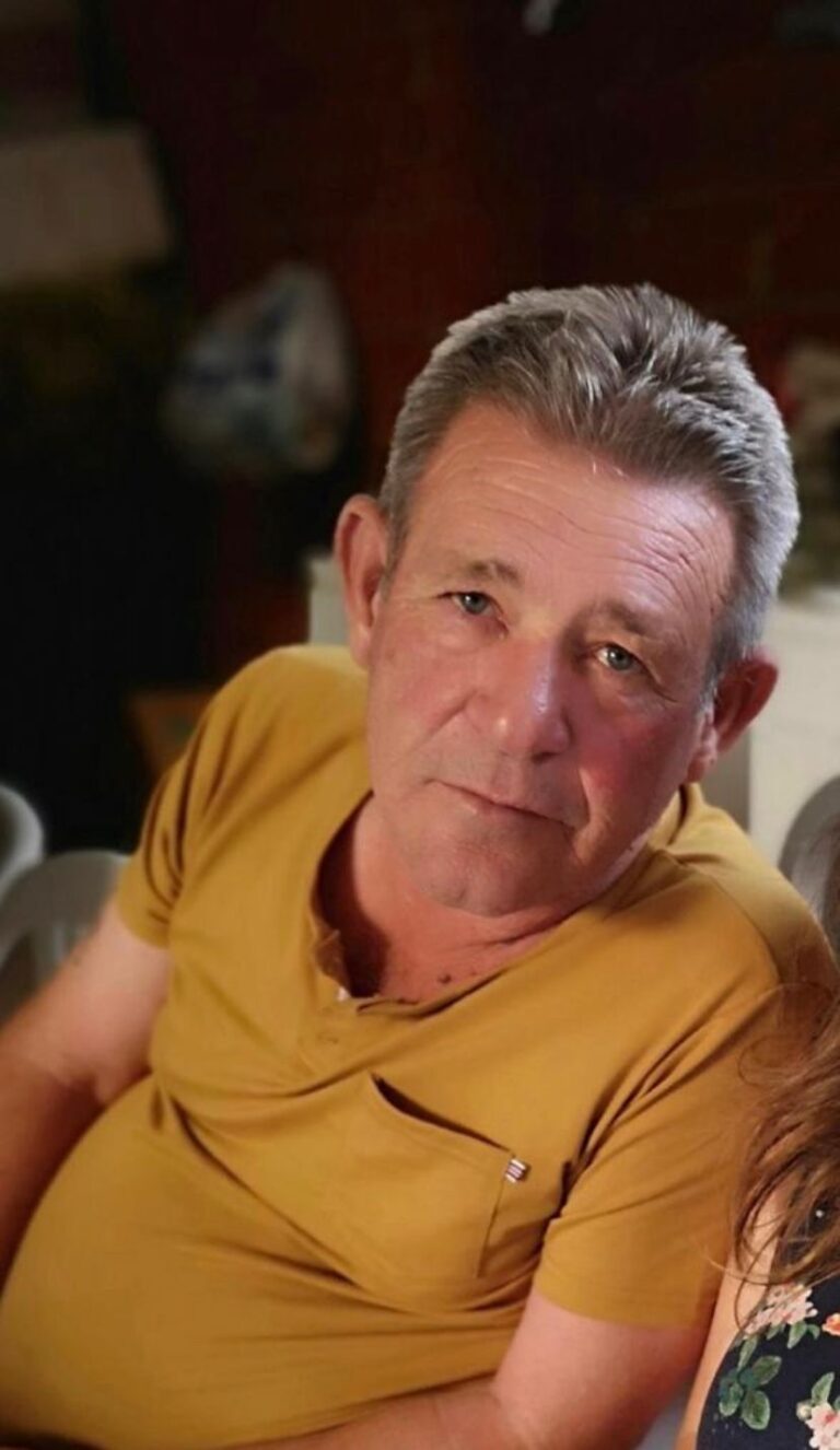 31916399 FCB3 4A0E B6E6 E9A9670251BD 768x1326